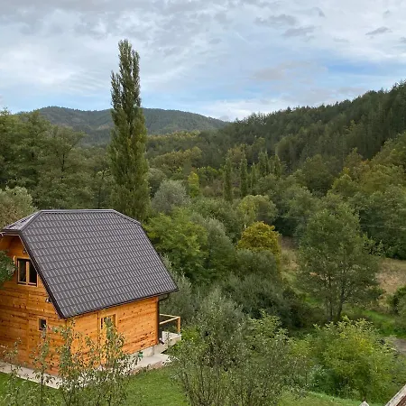 Lenka I Vagoncic Chalet