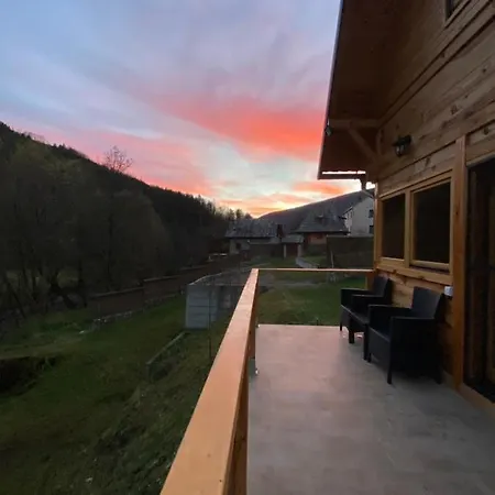 Lenka I Vagoncic Mokra Gora