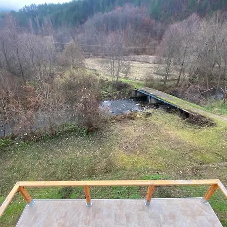 Lenka Chalet