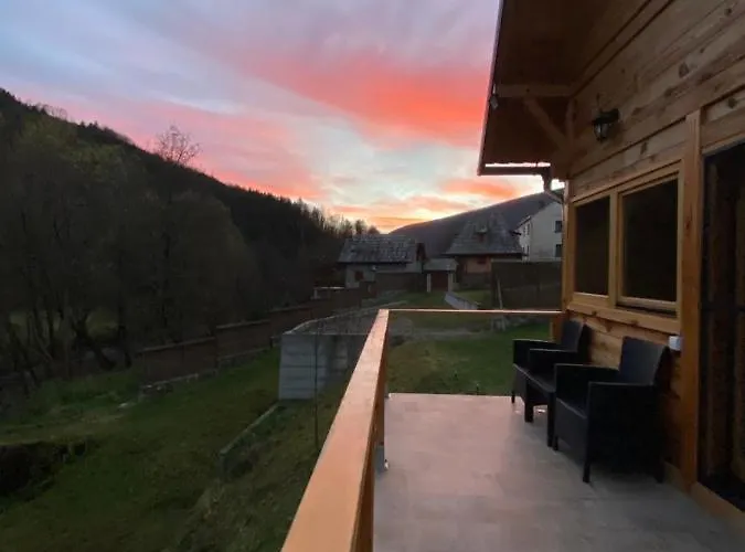 Lenka I Vagoncic Mokra Gora