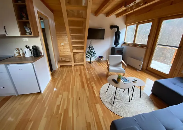 Lenka I Vagoncic Chaletu Mokra Gora